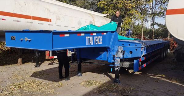 Tri axle low loader trailer for sale in Mozambique