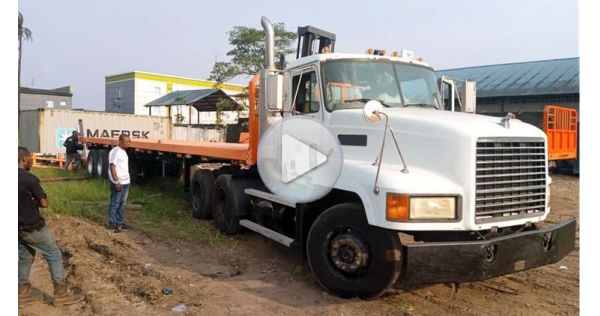 Tongya Customer Using Flatbed Semi Trailer in Nigeria