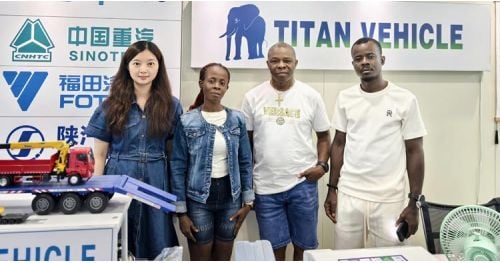 Nigerian Customers Visit Tongya to Buy Fence Semi Trailer