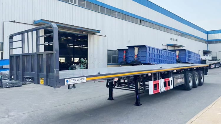 Tri Axle 40 Ft Flatbed Semi Trailer for Sale in Dominican