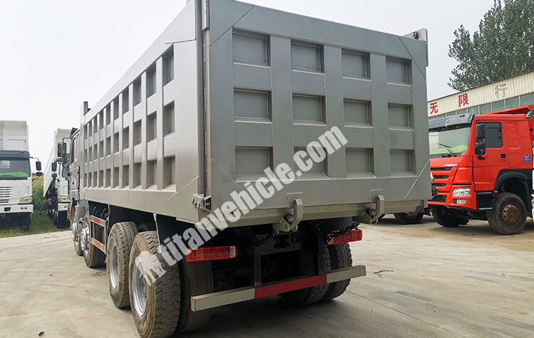 8x4 Shacman Used Dump Truck for Sale in Ghana