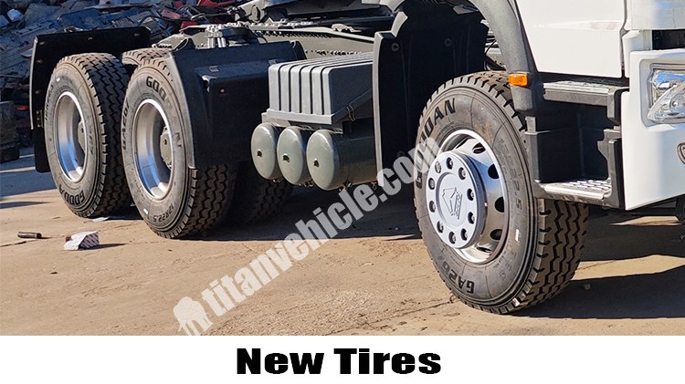 Used Sinotruk Howo Tractor Truck for Sale in Libya