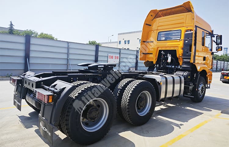 Shacman 6x4 Tractor Truck Price 430 Hp for Sale in Uganda