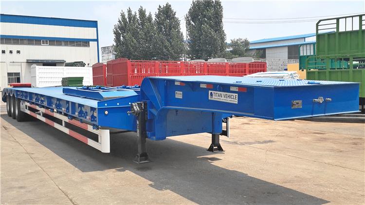 Tri Axle 55/60 Ton Lowboy Trailer for Sale in Nigeria