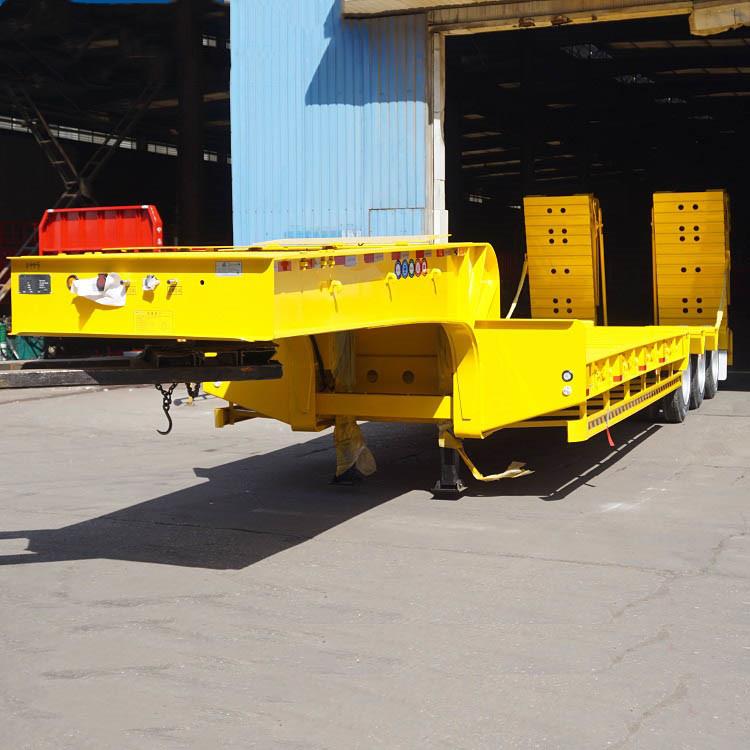Tri Axle Step Deck Trailer