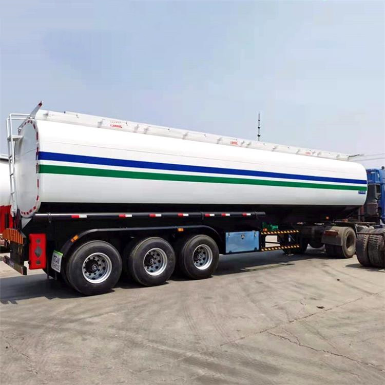 Semi Trailer Tanker 40000L for Oil Palm