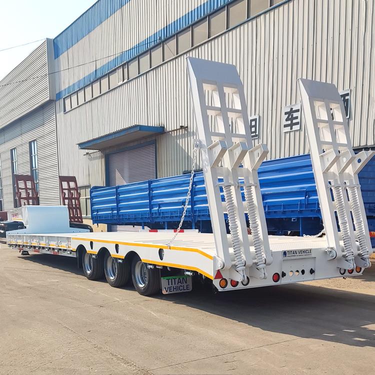 Tri Axle 70Tons Low Bed Trailer